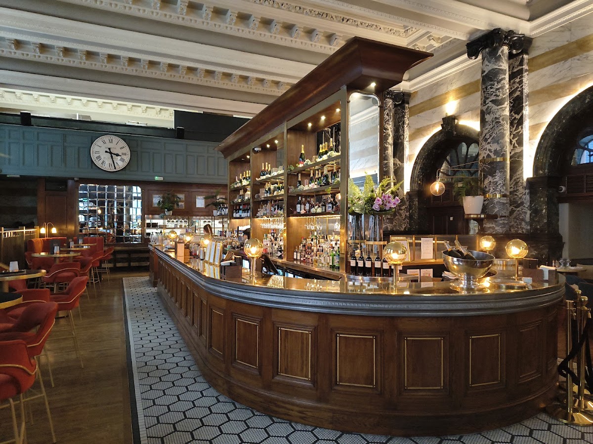 Browns Manchester — Restaurant